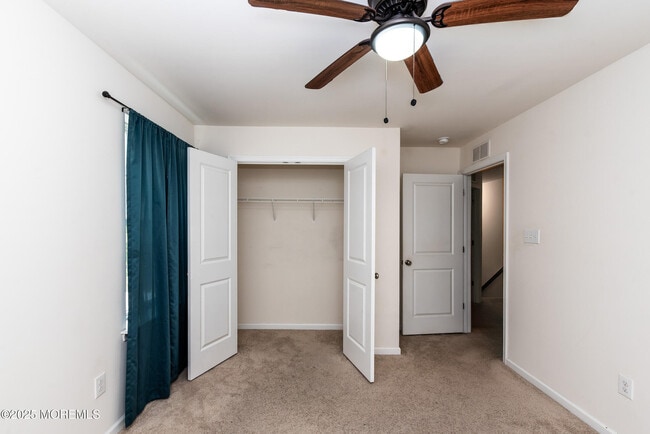 Building Photo - 22 Nautilus Dr