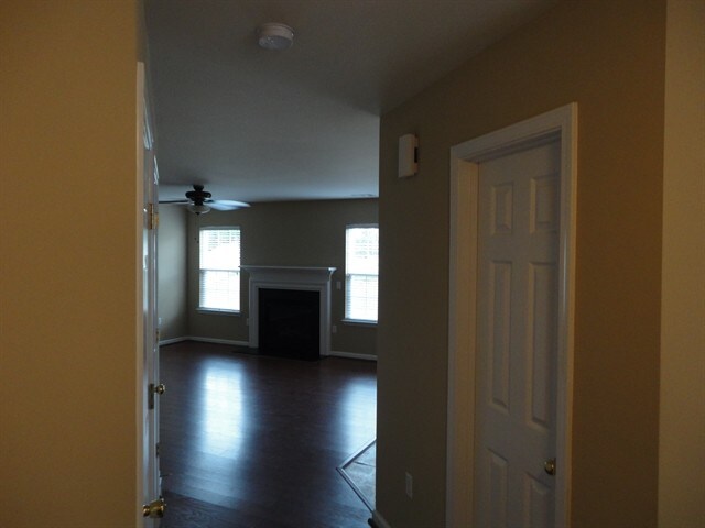 Building Photo - 218 Shipyard Lane