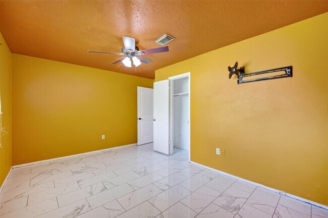 Building Photo - 1379 Wrotham Ln