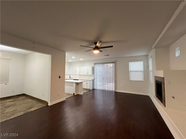 Building Photo - 9136 Wine Cellar Ave