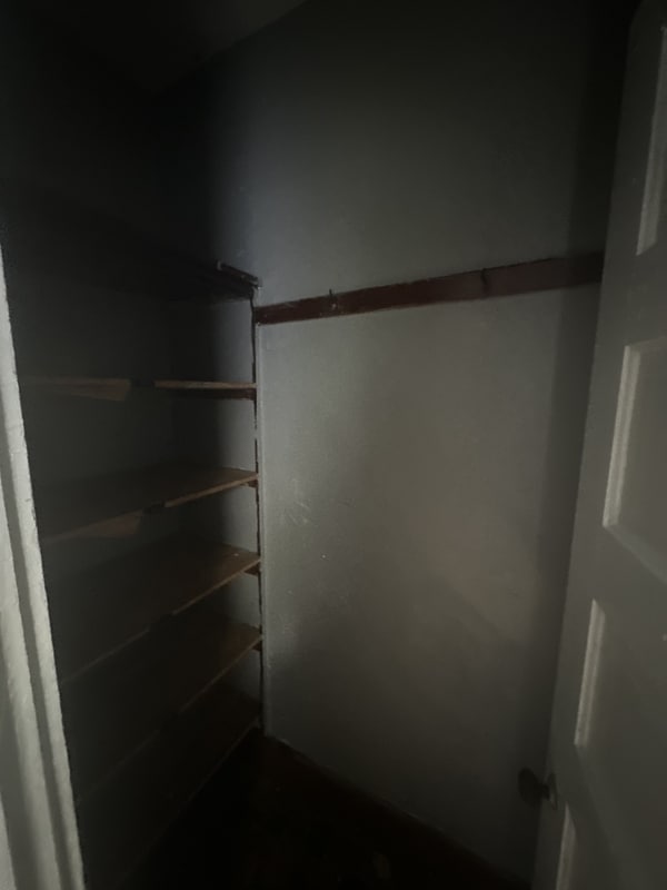 Building Photo - 3816 Archwood Ave