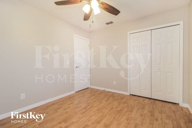 Building Photo - 3021 Dikewood Ct