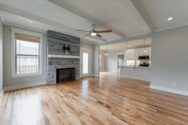 Building Photo - Beautiful, 5 bedroom Ooltewah Home!