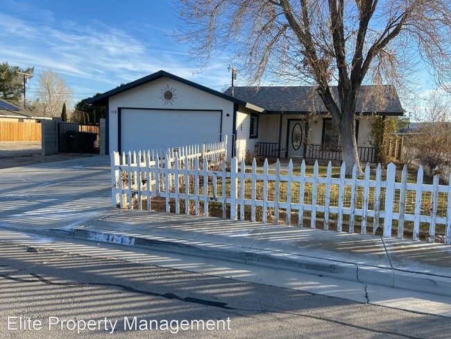 Primary Photo - 3 br, 2 bath House - 1017 W Benson Ave