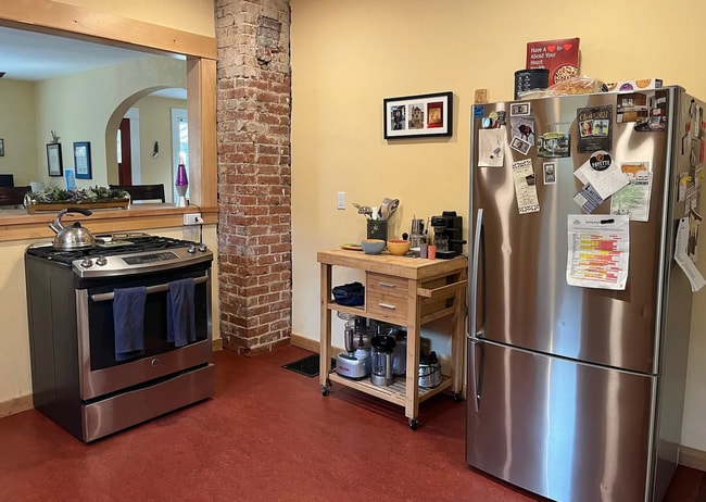 Building Photo - Refined North End Living: Historic 3-Bedroom Residence