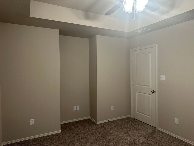 Building Photo - Bryan - 3 bedroom - 2 bath - 2 car garage - fenced in back yard - Brand New House - very new to B...