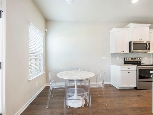 Building Photo - 7115 Chara Ln