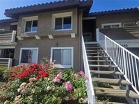 Building Photo - 3640 Oak Creek Dr