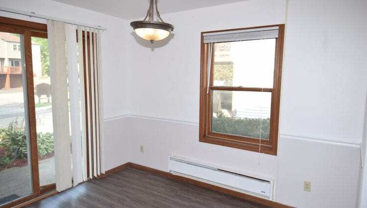 Building Photo - 1237 Sunfield St
