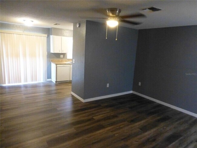 Building Photo - 197 Highland Rd