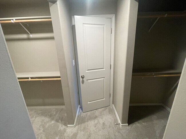 Building Photo - West Valley Home with Underground Sprinkle...