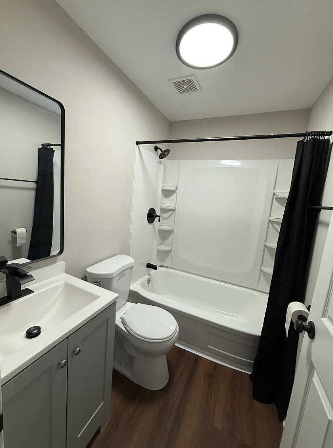 Building Photo - 20 Burgess Ave