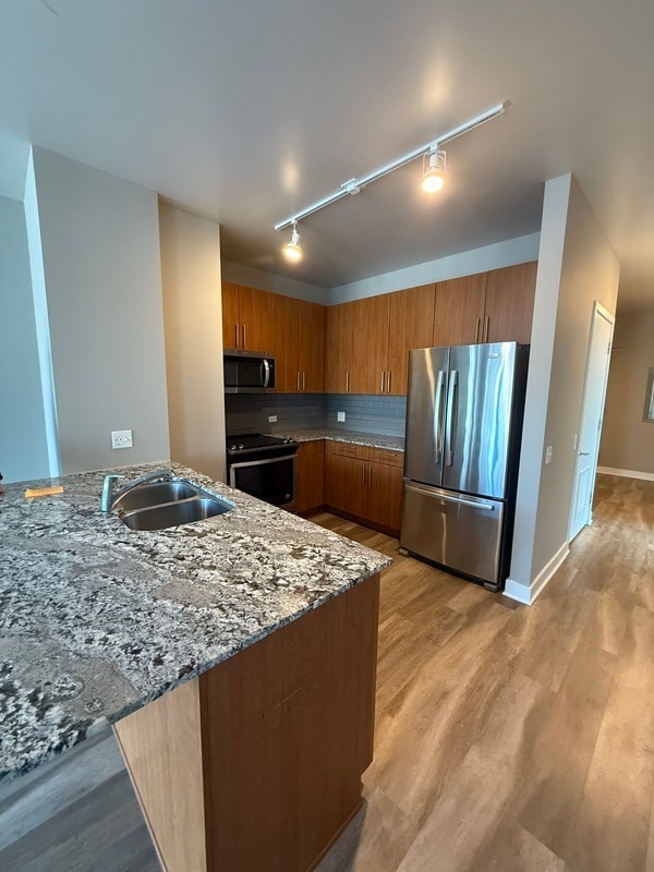 Building Photo - 11 W Grand Ave