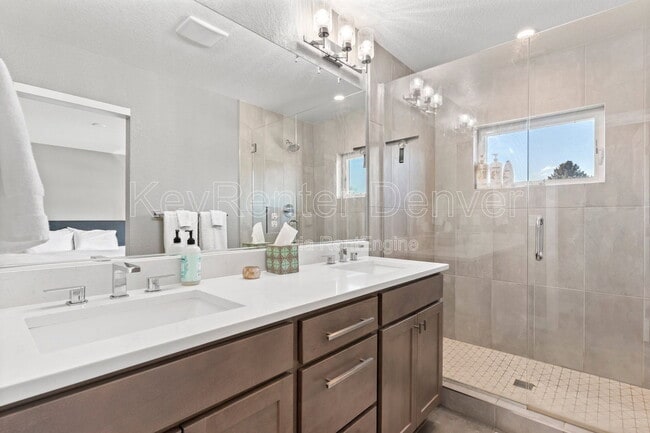 Building Photo - 7669 W 41st Ave