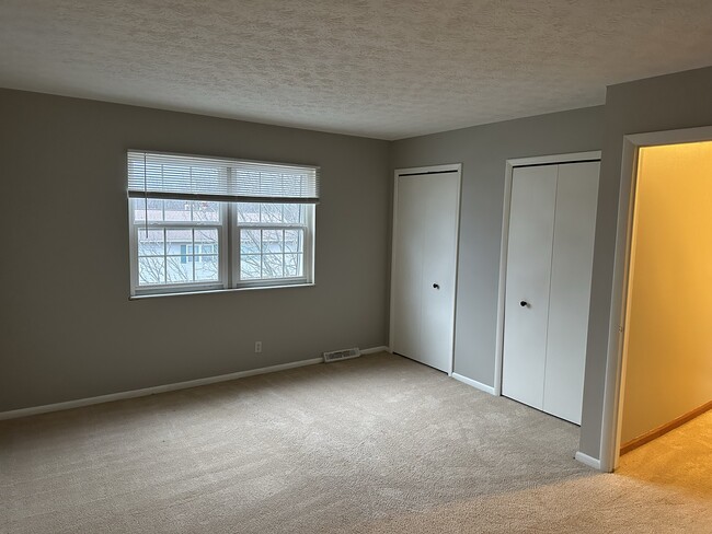 BEDROOM - 1319 Sandlewood Oval