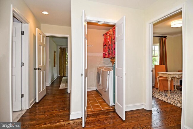 Building Photo - 4729 16th Rd N