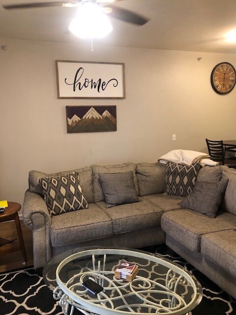 Building Photo - 14319 E Grand Dr