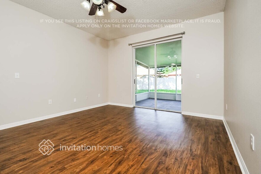 Building Photo - 932 Grand Canyon Dr