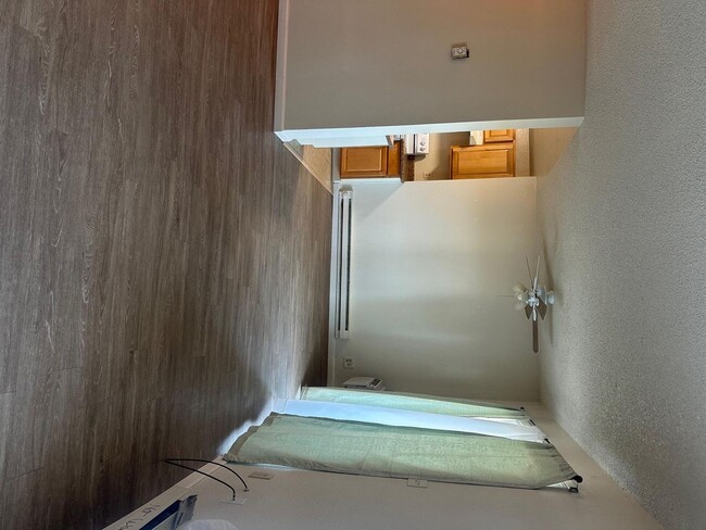 Building Photo - Clear Acre Condo