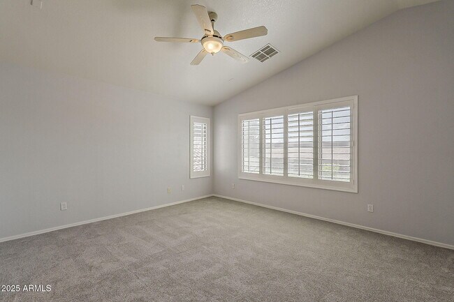Building Photo - 927 W Azalea Pl