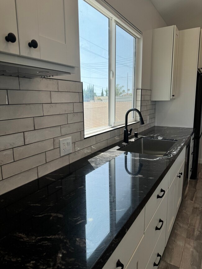 Building Photo - 17455 Marken Ln