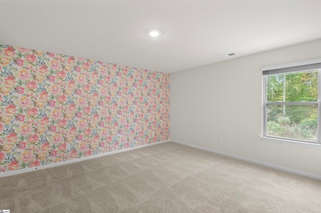 Building Photo - 213 Sweetgrass Ln