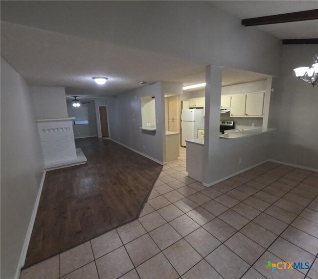 Primary Photo - 207 Palmwood Dr