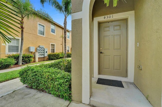 Building Photo - 4301 SW 131st Ln