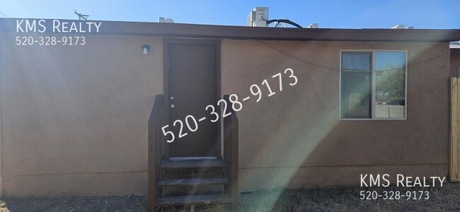 Primary Photo - 2 Bedroom 1 Bath-757 E Pastime -OWNER/AGENT