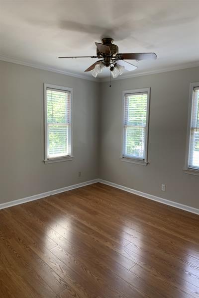 Building Photo - 831 Clairemont Ave