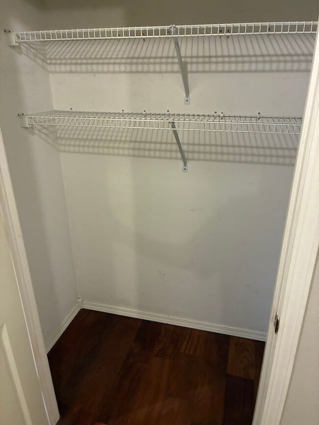 Building Photo - Beautiful 3 bedroom home - Ozark, MO