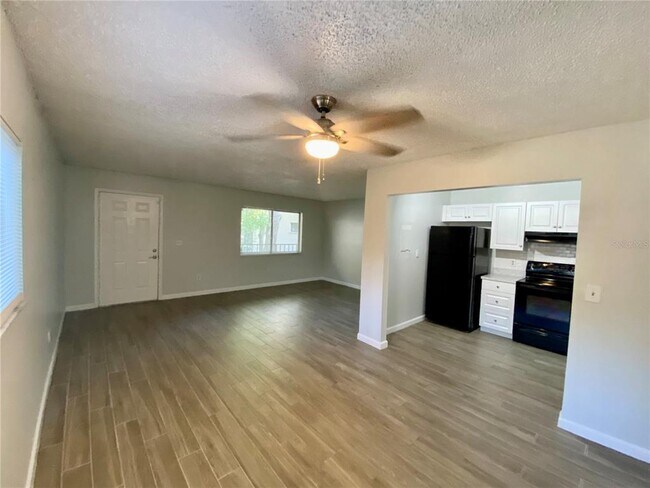 Building Photo - 11716 Raintree Village Blvd