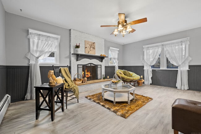 Building Photo - 15 Egypt Ln