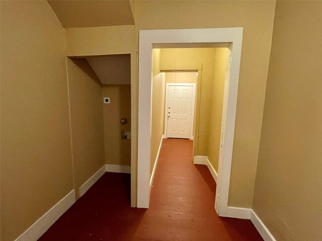 Building Photo - 1814 Ave M 1/2