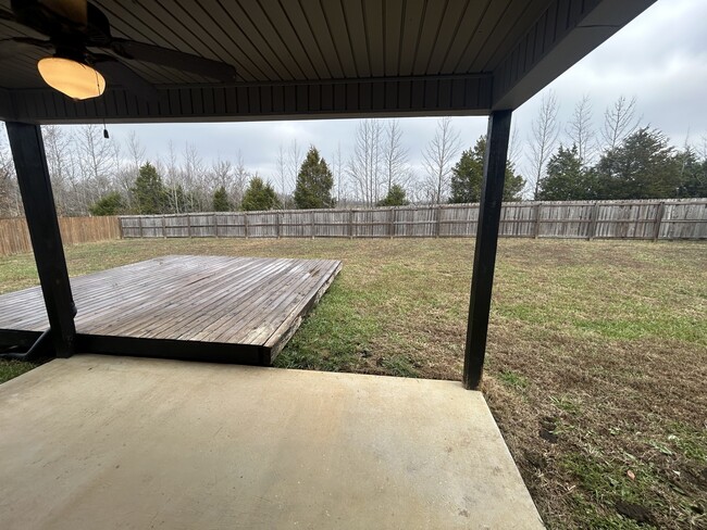 Building Photo - 721 Tidwell Dr