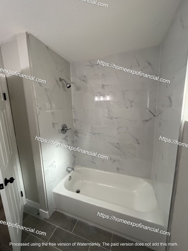 Building Photo - Nice Home For Rent