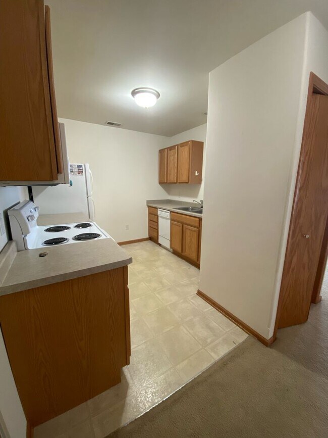 Building Photo - Luxury One-bedroom apartment in downtown S...