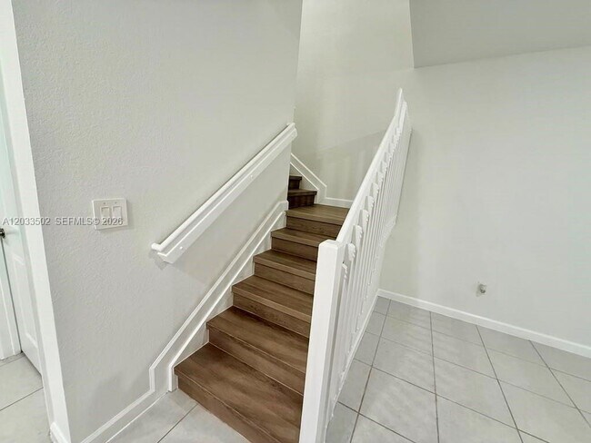 Building Photo - 11910 SW 245 Ter