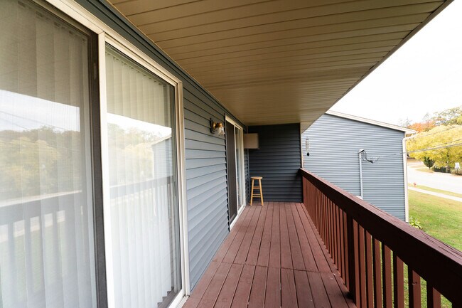 Building Photo - 774 Terrace Ct