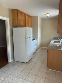 Building Photo - 3802 Nanz Ave