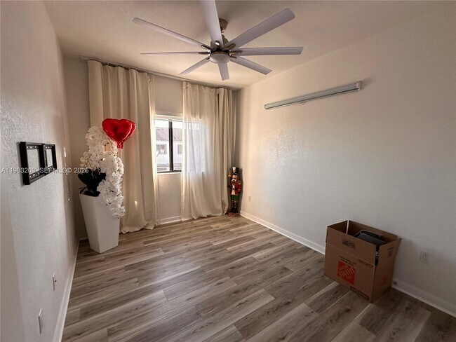 Building Photo - 13306 Tropical Ave