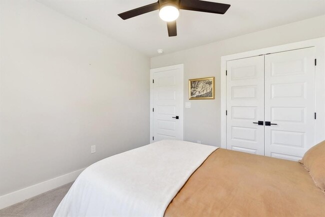 Building Photo - 25 Woodacre Dr