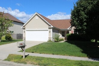 Building Photo - Beautiful 3 BR Ranch in Brownsburg!