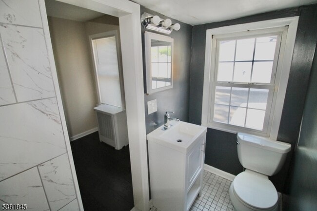 Building Photo - 22 Rockland Terrace