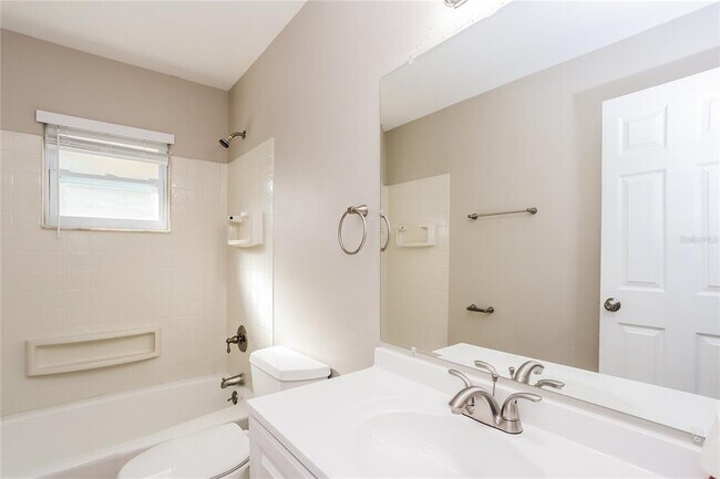 Building Photo - 4108 12th Ave W