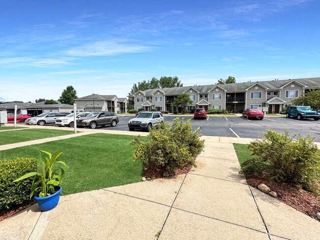 Building Photo - Battle Creek 1 Bedroom / 1 Bath Apartment – Available Now!