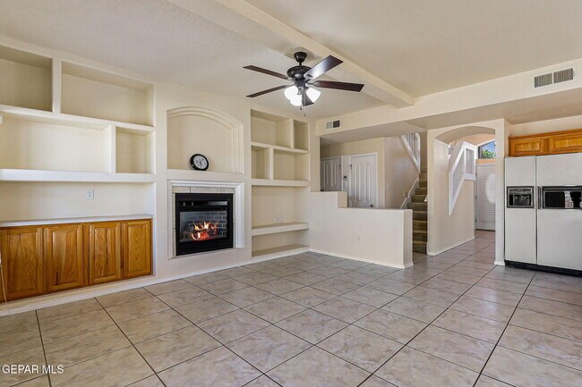 Building Photo - 6377 Franklin Ridge Dr