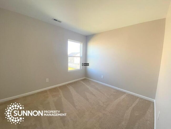 Building Photo - Charming 4 Bed, 3 Bath Home Corner Lot in Indian Trail!