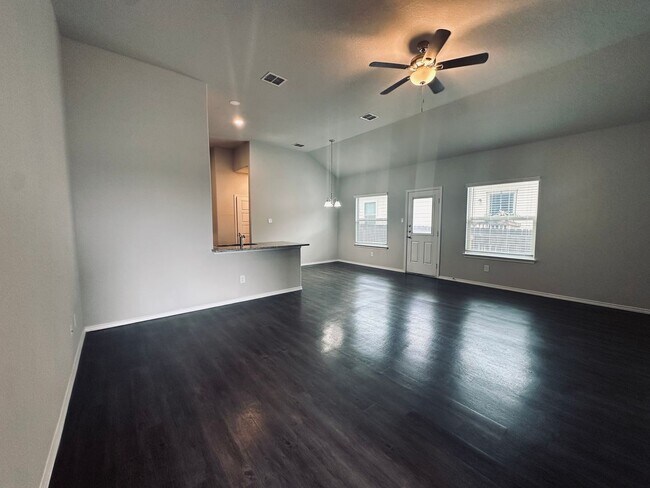 Building Photo - 9302 Canyon Bnd