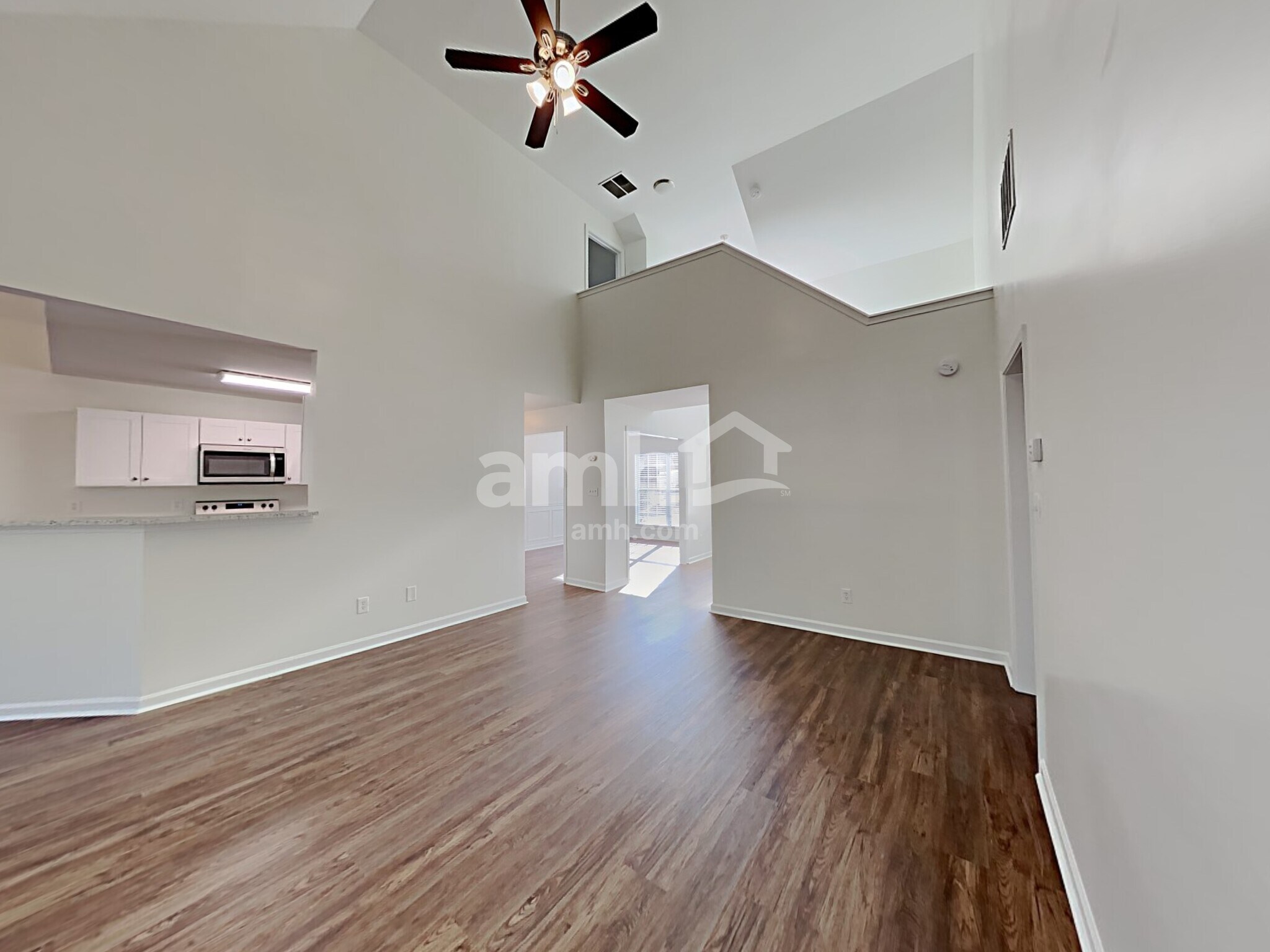 Building Photo - 2675 Sedgeview Way NE